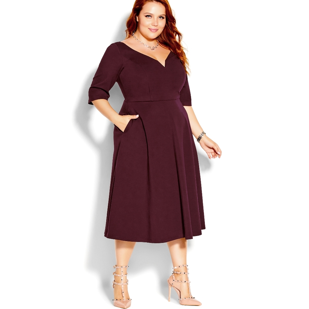 NWT City Chic Cute Girl Elbow Sleeve Dress